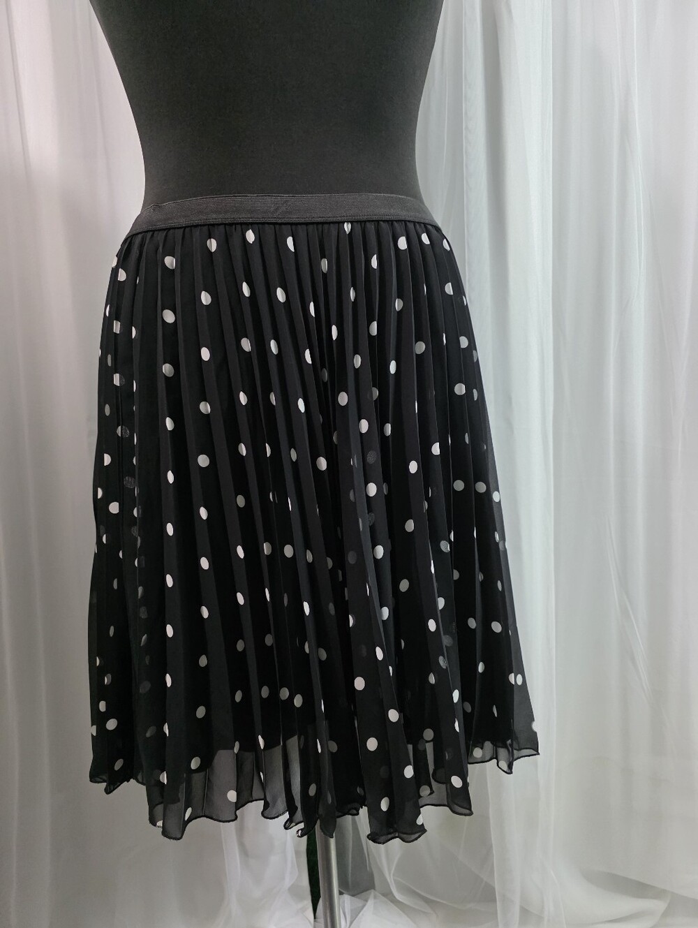 Worthington, Pull-on Black Skirt with White Polka Dots, Size:XL